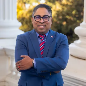 A portrait photo of Jeff Gonzalez (Vice Chair)